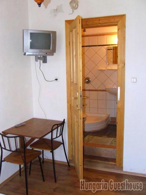 Hungaria Guesthouse Будапешт Номер фото